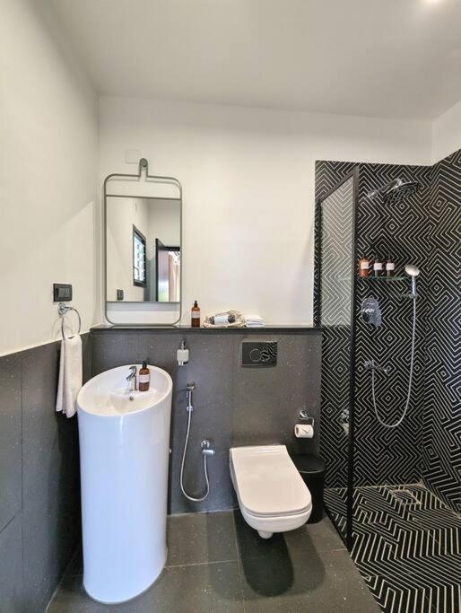 Cove Luxury Beach Villa Mamallapuram Eksteriør billede